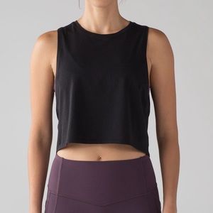 NWOT LULU Cut Back Crop Tank, BLACK SIZE:8